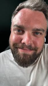 Honesty Time ❤️ I'm considering walking away 💔 I'm really trying to find  my smile again, I give so much energy to be the best daddy to Harper, and  have spent the