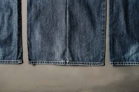 Was ist praktischer als eine jeans hose? Gartenschurze Oder Grillschurze Aus Einer Alten Jeans Selber Nahen Gartenblog Hauptstadtgarten