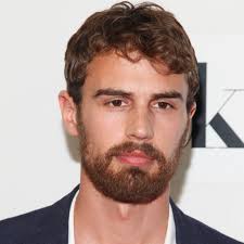Theo james top hugo boss