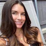 Mary Corpas's Instagram, Twitter & Facebook