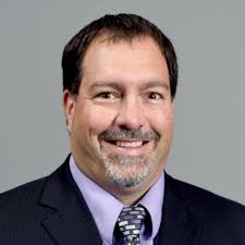 ASU Professor Adam Cohen recently joined the @templetonworld  @storiesofimpactseries podcast to discuss the benefits of breaking bread  together. “People like to get together with a shared sense of purpose and a  shared