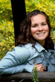 Darla Bell's Instagram, Twitter & Facebook