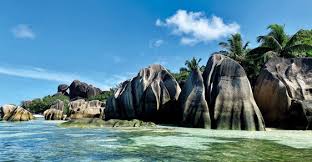 The republic of seychelles is an archipelago nation of 158. Seychely S Nizkym Rozpoctem Aneb Jak Si Cenove Zpristupnit Dovolenou V Raji Reflex Cz