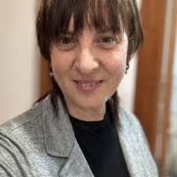 2 perfiles de «Lucy Cano»