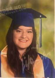 Makenna Ondrey commits to Lake Land CC for softball and Elementary Education