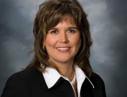 Smyrna Mayor Mary Esther Reed Receives Marshall S. Stuart Award