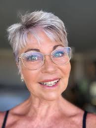 Hairstyle for women over 50