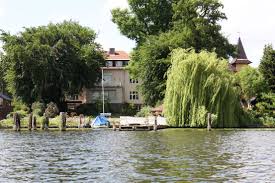Dieser anbieter liegt in der region spreewald. Haus Zum Verkauf Niederlausitzstrasse 17 18 15738 Zeuthen Dahme Spreewald Kreis Mapio Net