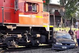 La universidad de belgrano está desarrollando una reserva natural universitaria en la sede de sus facultades de. Una Formacion Del Belgrano Norte Embistio A Un Auto En Boulogne Que Pasa Web Diario De La Zona Norte Y Oeste Del Conurbano