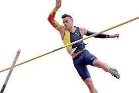 Après sa carrière, il est resté dans les malgré un palmarès déjà bien fourni, le français reste passionné par le saut à la perche et entend participer aux jeux olympqiues de 2024 si paris. Athletisme Un Lavillenie Peut En Cacher Un Autre