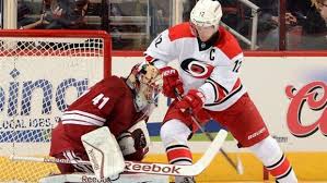 Eric staal (buffalo sabres) a jeho profil na flashscore.sk. Hurricanes Eric Staal To Miss Buffalo Game Skinner Close To Returning Tsn Ca