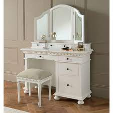 Buy antique vanity tables at great prices and furnish any area while storing clothing easily. Bakersfield White Antique French Style Dressing Table Set French Furniture From Homesdirect 365 Uk