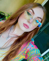 bailey floyd (@porcelainnprincessss) • Instagram photos and videos