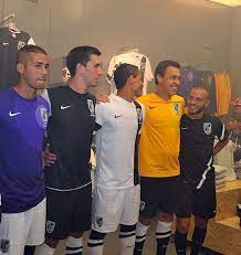 Great (one of the best) portuguese sport team (soccer, beatch soccer, basketball, volleyball, boxe, kickboxing. New Vitoria Sc Kits 13 14 Nike Vitoria Guimaraes Jerseys Home Away 2013 2014 Football Kit News