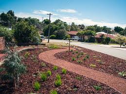 Better homes and gardens presenter and landscape designer charlie albone shows you how to create a native verge garden. Landscaping Karrinyup Luke S Landscaping