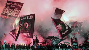 Tra le tante importanti storie d'amore degne di questa parola rientra sicuramente la relazione che vede i foggiani innamorati della propria squadra del cuore, il foggia calcio.questo rapporto, come tutti d'altronde, gode di alti e bassi da ben 100 anni e non è ancora destinato ad esaurirsi. La Procura Commissaria Il Foggia Calcio Dopo L Arresto Del Presidente Sannella Eurosport