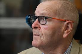 Strong support from friends and colleagues for Bob Drew benefit