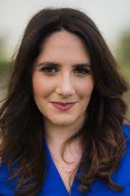 Dana Kaufman's Instagram, Twitter & Facebook