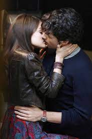 Lucy Hale Talks Pretty Little Liars Sex Scenes with Ian Harding