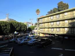 Rooms feature conveniences like refrigerators and microwaves. Days Inn San Francisco Lombard San Francisco Ca California Beaches