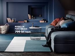 Pour exploiter un coin, nous proposons un élément d'angle avec un rangement pivotant ou coulissant qui. Qui Est Billy Ou Le Secret Des Noms Ikea La Suede En Kit