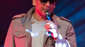 Diese diskografie ist eine übersicht über die musikalischen werke des deutschen popsängers xavier naidoo und seiner pseudonyme wie der xer und xavas. Xavier Naidoo Singen Fur Den Guten Zweck Gala De