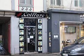 Les Gendarmes Interviennent Pour Fermer Un Salon De Coiffure A Gisors Dans L Eure L Impartial