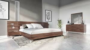 Bed nordic double bed 1.8m 1.5m light luxury walnut master bedroom modern minimalist wedding bed storage solid wood bed kimgustafsop $ 94.00 free shipping add to favorites all solid wood bed 1.8 meters ash wood walnut color pure wood wax oil double bed light luxury furniture patriciaabramgifts $ 130.00. Nova Domus Brooklyn Italian Modern Walnut King Size Bed Lounge La
