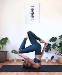 Yoga Positions For Beginners Pictures Beautiful Yoga Poses Beautiful Yoga Yoga Photos