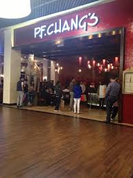 مطعم بي إف تشانغز سفاري نت