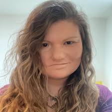 I'm looking at changing my broadband provider, is there anyone in New Mills  who currently has Ee as their provider? If so, is it any good? Thanks in  advance ☺️