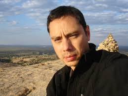 Yann HWANG, 58 ans (ISSY LES MOULINEAUX, PARIS)