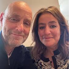 Hi all We have just bought a house locally and was wondering if you all  could help me with some recommendations for tradesmen. Builder Carpenter  Landscaper Electrician Kitchen/bathroom fitter Thanks in advance