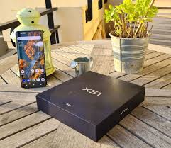Ils s'aiment, ils se sont aimés et ils se. Test Vivo X51 Notre Avis Et Nos Impressions Sur Le Smartphone Avec Gimbal Integre