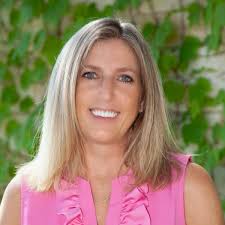 Karen Brickman's Instagram, Twitter & Facebook