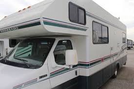 Interstate rv park in davenport, ia visit all the excitement of the quad city area! 1997 Winnebago Winnebago 429wu For Sale Davenport Ia Rvt Com Classifieds Camping World Rv Sales Recreational Vehicles Class C Rv