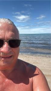 Great way to clear your head. Considering the things in my head, I think I  better stay in here all day… Lol. ￼