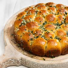 Easy Garlic Monkey Bread