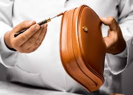 The Dior Bobby Bag The Essential Accessory Of This Season .de christian dior, découvrez le sac « dior bobby », nouvel emblématique de la maison orné du logo cd signature de bobby, je m'imagine avec ce sac, en train de porter ce pauvre bobby éventré. the dior bobby bag the essential