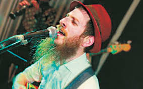 Rabbi strikes a musical chord