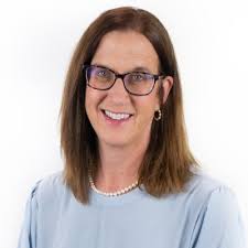 Meet Heather Tweedy, an account manager in the Tech Practice at Standing  Partnership. Heather has a passion for finding creative solutions that  drive growth and maintaining strong relationships with…