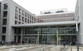 Hanno berger, american lawyer, specializing in the field of national and international tax law, concerning banking. Landgericht Wiesbaden Verhandelt Cum Ex Prozess Um Hanno Berger