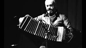 An incredible collection with astor piazzolla's most famous and beloved compositions, to celebrate the collaboration with producer and manager. Astor Piazzolla At 100 Jazziz Magazine