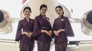 Hal ini ia tuliskan di bio instagram miliknya dengan username @gibby_p. Best Photos Of Indonesian Flight Attendants And Various Colors From Various Airlines