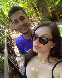 T H A L I N E V A L I E N T E (@thalinevaliente) • Instagram photos and  videos