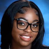 Kayla Hardin's Instagram, Twitter & Facebook