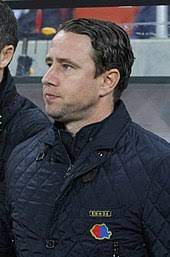Reghecampf was born in târgoviște and began his career in his native city with chindia. LaurenÈ›iu Reghecampf Wikipedia