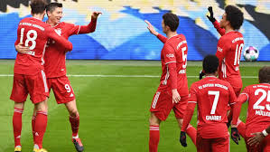 Diese statistik zeigt in der kompaktansicht alle tore, die der spielerin seiner karriere geschossen hat. Bayern In Hochform Lewandowski Fehlen Noch Funf Tore Sport Nordbayern