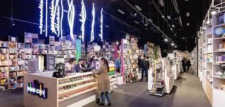 Explore banat exitgames timisoara timisoara city tours timisoara tour guide timisoara free city tour timișoara orthodox cathedral unirii square piata victoriei smartfit studio 3 parcul rozelor timisoara shopping city timisoara: Shopping City Timisoara A Deschis Prima Librarie Concept Din Oras