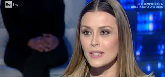 In the 2013 film colpi di fortuna, she starred opposite christian de. Fatima Trotta Con Stefano De Martino A Caccia Di Nuovi Record S E Fatta Notte